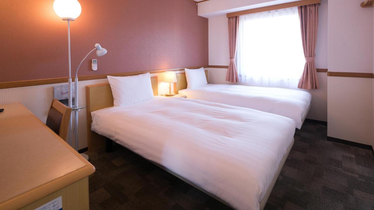 Toyoko Inn Hakata-Guchi Ekimae Fukuoka  Zewnętrze zdjęcie